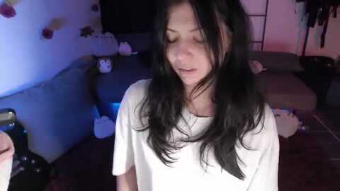 roomtempiq @ myfreecams on 20240421
