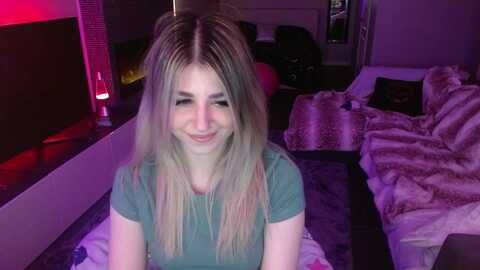 serafina @ myfreecams on 20240421