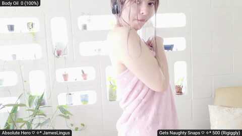 catwave @ myfreecams on 20240422