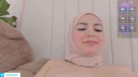 dalilasaadi @ myfreecams on 20240422