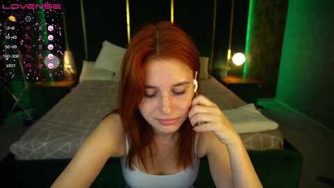 emiilyfox @ myfreecams on 20240422