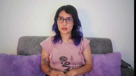 emily_2016 @ myfreecams on 20240422