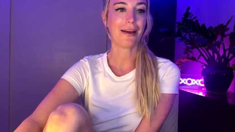 janeallday @ myfreecams on 20240422