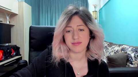 sweetdelia_ @ myfreecams on 20240422