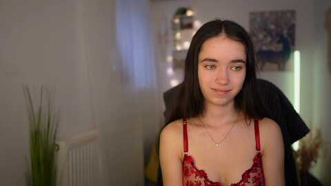 gia_paige18 @ myfreecams on 20240423