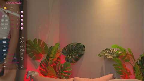 juliarichard @ myfreecams on 20240423