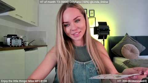 linda_0nline @ myfreecams on 20240423