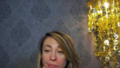 poxyvibe @ myfreecams on 20240423