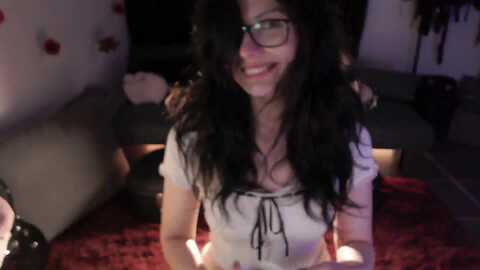 roomtoavoid @ myfreecams on 20240423