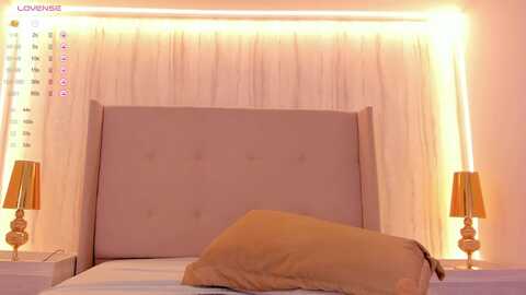 valeriah_ @ myfreecams on 20240423