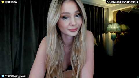 yveline @ myfreecams on 20240423