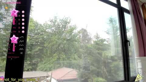 m1ss_ariana @ myfreecams on 20240424