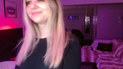 serafina @ myfreecams on 20240424