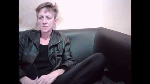 sexygeny @ myfreecams on 20240424