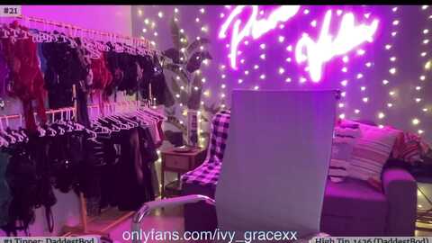 ivygrace @ myfreecams on 20240425