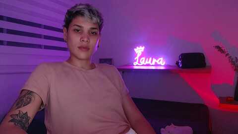 lauraa_rose