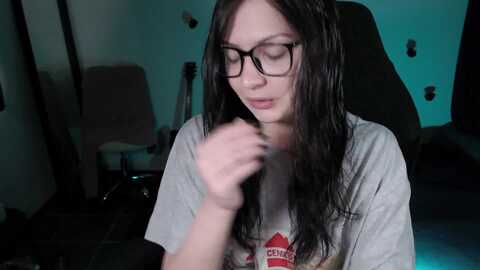 roomtoavoid @ myfreecams on 20240425