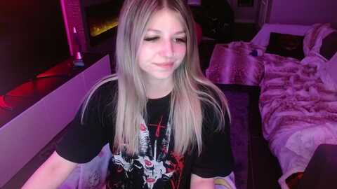 serafina @ myfreecams on 20240425