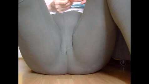 squirtylady38 @ myfreecams on 20240425
