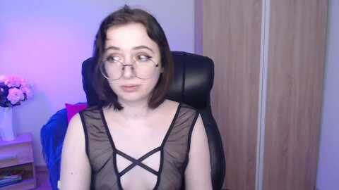 mini_diva @ myfreecams on 20240426