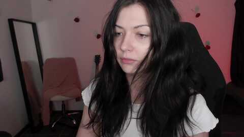 roomtoavoid @ myfreecams on 20240426