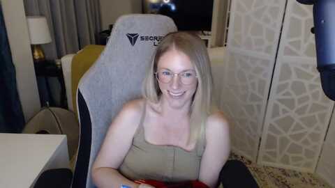 teecaketv @ myfreecams on 20240426