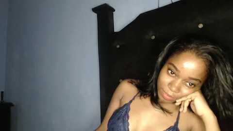 enchantriss @ myfreecams on 20240427