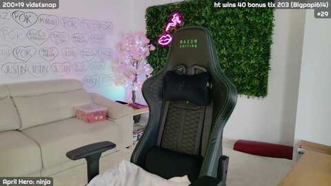 jennyxo @ myfreecams on 20240427