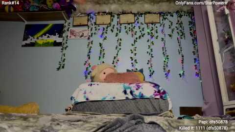 starpowerrr @ myfreecams on 20240428