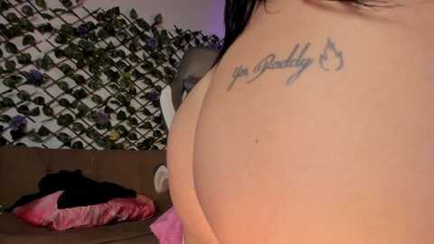 tatianabrownn @ myfreecams on 20240428