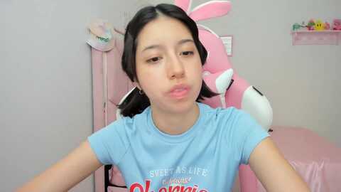 cherrycute666 @ myfreecams on 20240429