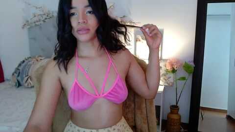 kiararose22 @ myfreecams on 20240429
