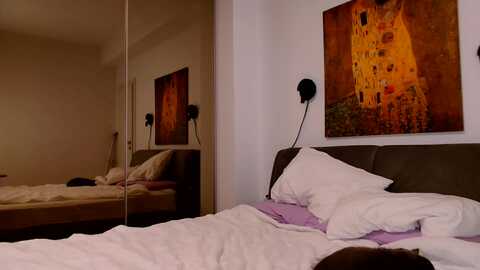 ana_rose @ myfreecams on 20240501