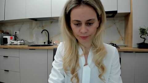 debbypaige @ myfreecams on 20240501