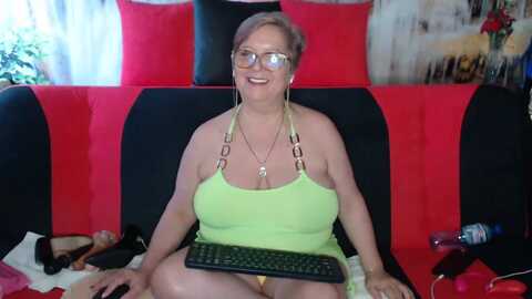 queenpammy @ myfreecams on 20240501