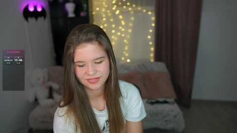 alaina__fox @ myfreecams on 20240502