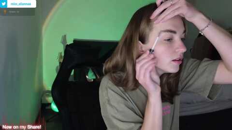 aliannaa @ myfreecams on 20240502