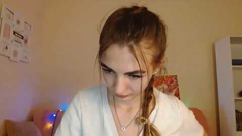 kristinamfc @ myfreecams on 20240502
