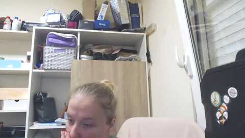 lorenarubia @ myfreecams on 20240502