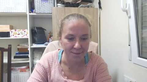 lorenarubia @ myfreecams on 20240502