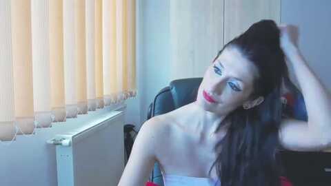 beamoonn @ myfreecams on 20240503
