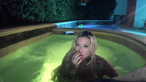 mermaidmiley @ myfreecams on 20240504