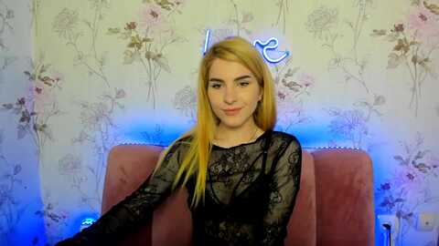 sabrinaflow @ myfreecams on 20240504