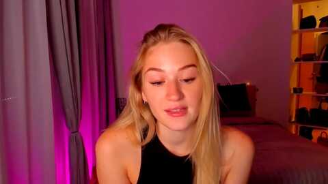 checkmypeach @ myfreecams on 20240505