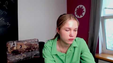 kate_lewiss @ myfreecams on 20240506