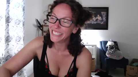 sarah_stark @ myfreecams on 20240506