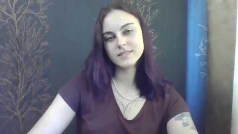 bird_blue @ myfreecams on 20240507