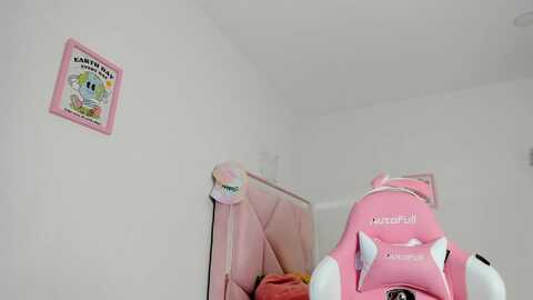 cherrycute666 @ myfreecams on 20240507