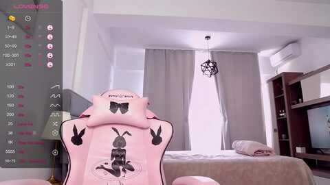 moan_4_you @ myfreecams on 20240507