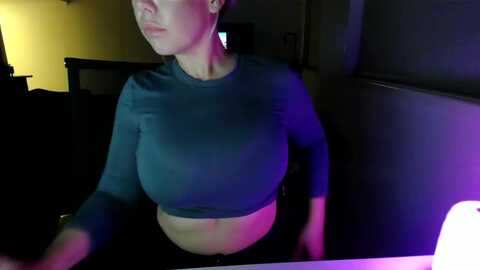 cali_jones @ myfreecams on 20240508